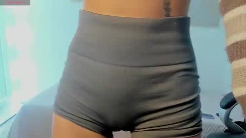  Lycoris  online show from December 18, 9:54 pm