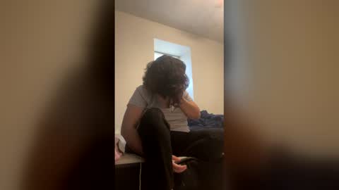 lydiasheer online show from March 31, 3:23 pm