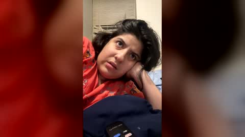 lydiasheer online show from April 6, 4:57 am