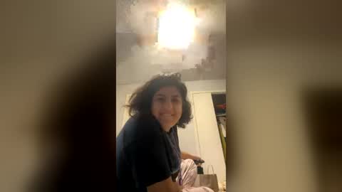 Snapshot of lydiasheer chatting on June 14, 10:56 pm lydiasheer online show from June 14, 10:56 pm