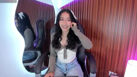 Lyhana Lee online show from September 28, 12:32 pm