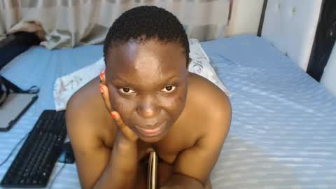 lyiajee online show from October 17, 8:28 am