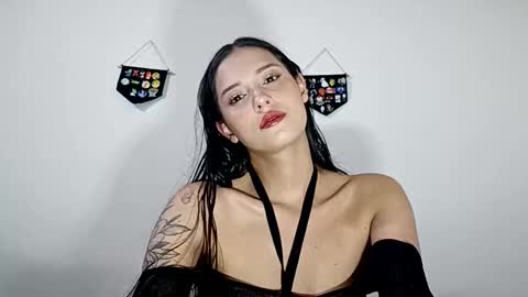 Snapshot of lyla205 chatting on May 10, 2:39 am lyla online show from May 10, 2:39 am