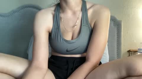 Olivia online show from January 20, 5:59 pm