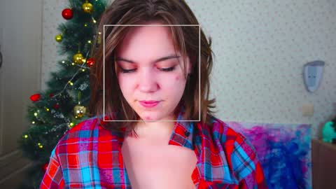 Snapshot of lyle_art chatting on December 28, 3:26 am hi im Lyle online show from December 28, 3:26 am