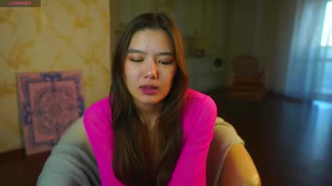 Snapshot of lyle_art chatting on March 19, 3:32 am hi im Lyle online show from March 19, 3:32 am