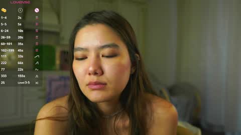 Snapshot of lyle_art chatting on March 28, 3:39 am hi im Lyle online show from March 28, 3:39 am