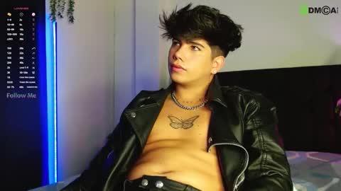 Lyle Bennett Freelance Model online show from October 2, 1:40 pm