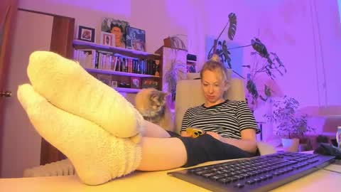 Lylith Skye NO NUDE model online show from May 11, 2:45 pm