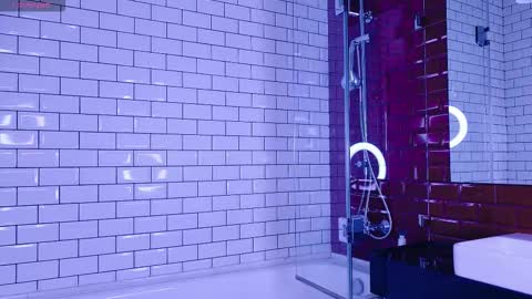 Lyly   online show from January 16, 2:21 pm