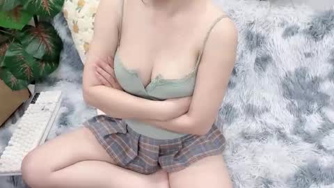 lyly_sweet97 online show from May 8, 2:17 am