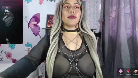 Snapshot of lylyum_k chatting on January 5, 7:17 pm kat online show from January 5, 7:17 pm