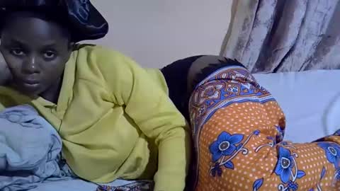 lyn_anna online show from September 30, 8:14 pm