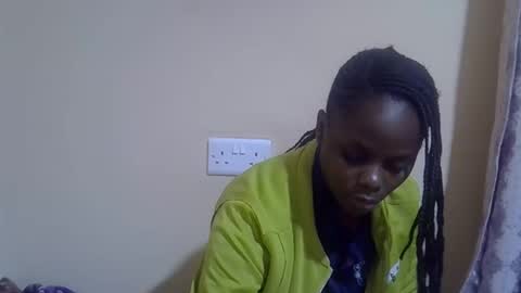 lyn_anna online show from December 22, 9:50 am