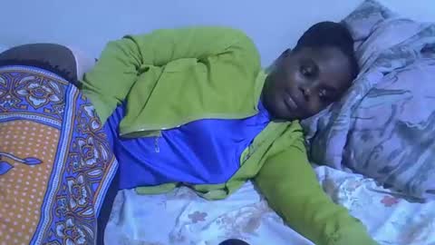 lyn_anna online show from April 27, 1:09 pm