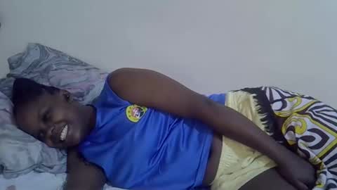 lyn_anna online show from May 13, 7:17 am