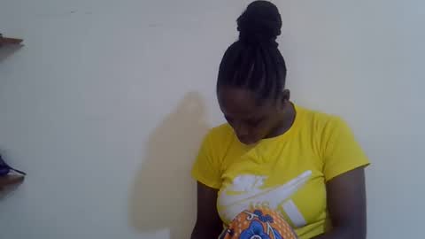lyn_anna online show from May 15, 9:16 am