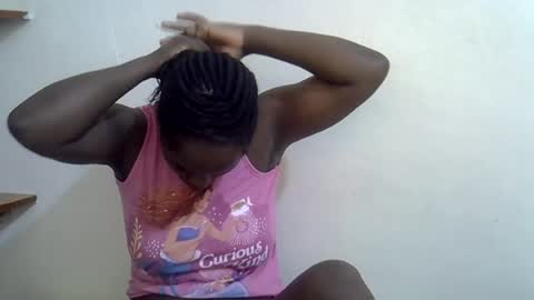 Snapshot of lyn_anna chatting on June 16, 11:46 am lyn_anna online show from June 16, 11:46 am