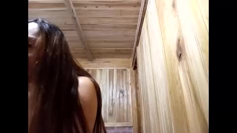 lyn_eva online show from May 3, 11:49 am