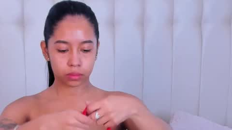 Snapshot of lyn_smith_ chatting on October 15, 11:10 am Lyn online show from October 15, 11:10 am