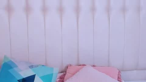 Lyn online show from November 10, 11:09 am