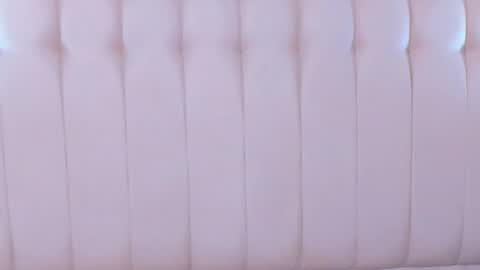 Lyn online show from December 20, 11:06 am