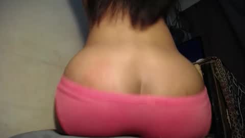 Snapshot of lyn_vegas chatting on December 17, 12:05 am lyn vegas online show from December 17, 12:05 am