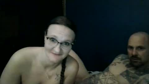 lynds87 online show from February 18, 8:21 am