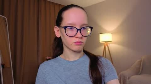 Sara online show from January 10, 4:09 pm