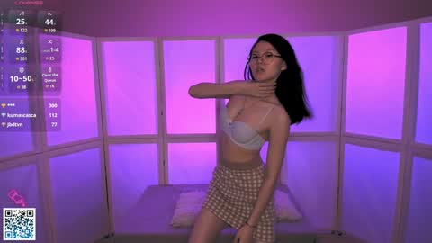 Suki online show from February 6, 1:16 am