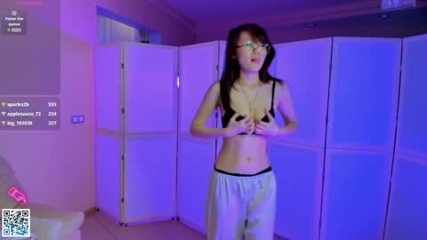 Suki online show from February 8, 1:54 am
