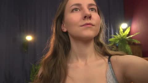 Lynn online show from April 13, 4:18 am