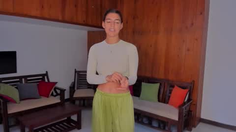 Snapshot of lynn_jackson chatting on November 30, 4:49 am LYNN online show from November 30, 4:49 am