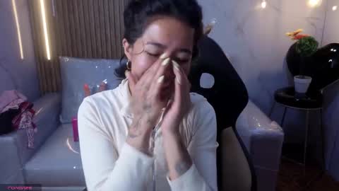 Snapshot of lynn_turner_ chatting on March 25, 12:55 pm lynn_turner_ online show from March 25, 12:55 pm