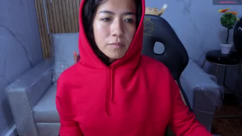 Snapshot of lynn_turner_ chatting on April 2, 12:25 pm lynn_turner_ online show from April 2, 12:25 pm