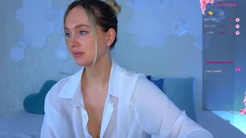 Lana online show from November 4, 2:10 am