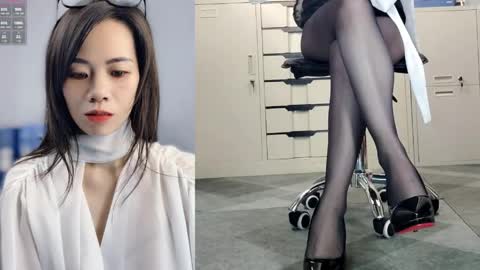 Snapshot of lynnalltop_165_keke chatting on April 11, 1:21 am lynnalltop_165_keke online show from April 11, 1:21 am