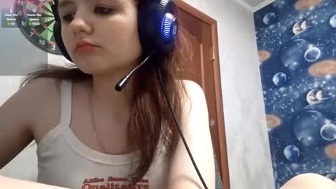 Lynn online show from February 18, 9:33 pm