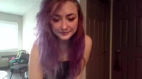 Snapshot of lynnkitten69000 chatting on February 28, 2:51 pm Lynn online show from February 28, 2:51 pm