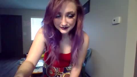 Snapshot of lynnkitten69000 chatting on March 2, 10:38 pm Lynn online show from March 2, 10:38 pm