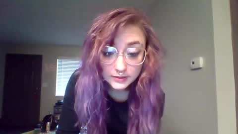 Snapshot of lynnkitten69000 chatting on March 4, 1:50 pm Lynn online show from March 4, 1:50 pm