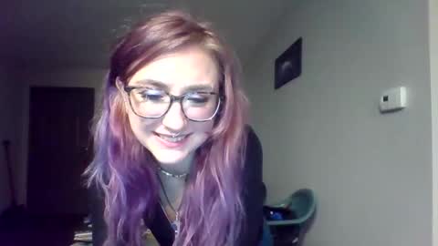 Snapshot of lynnkitten69000 chatting on March 7, 11:46 pm Lynn online show from March 7, 11:46 pm