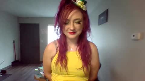 Snapshot of lynnkitten69000 chatting on March 17, 5:49 pm Lynn online show from March 17, 5:49 pm