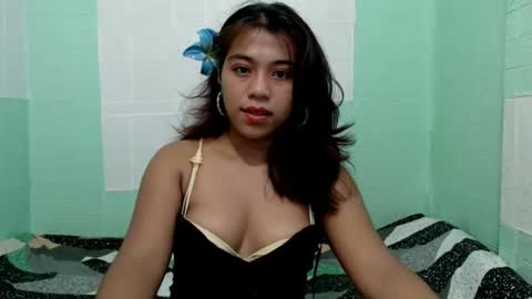 Lyn online show from July 3, 9:54 pm