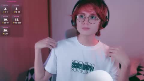 Snapshot of lyodass chatting on February 25, 8:51 pm Lyodass online show from February 25, 8:51 pm