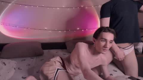 Snapshot of lyonfilm chatting on February 16, 6:21 pm KennyEliot online show from February 16, 6:21 pm