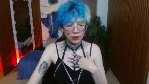 lyra_tay online show from March 29, 11:32 am