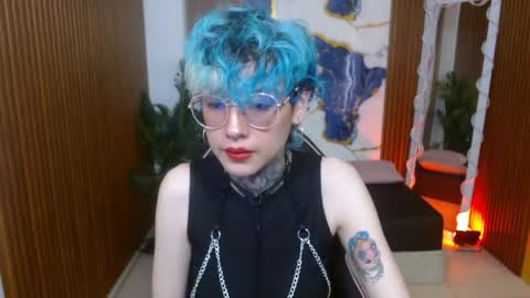 lyra_tay online show from April 29, 7:31 pm