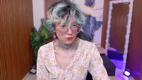 lyra_tay online show from June 11, 7:12 pm