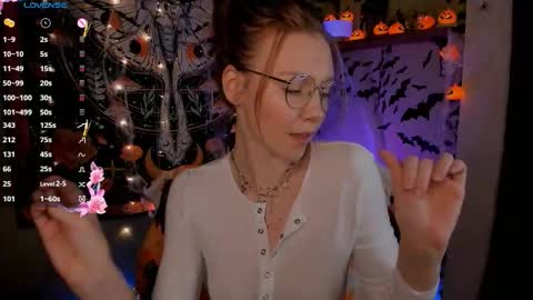 Lyra online show from October 25, 10:34 am